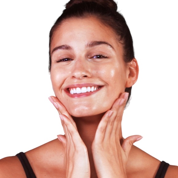 new Peter Thomas Roth 🝮 Water Drench Hyaluronic Cloud Hydrating Body Cream 🝮 - Picture 3 of 16